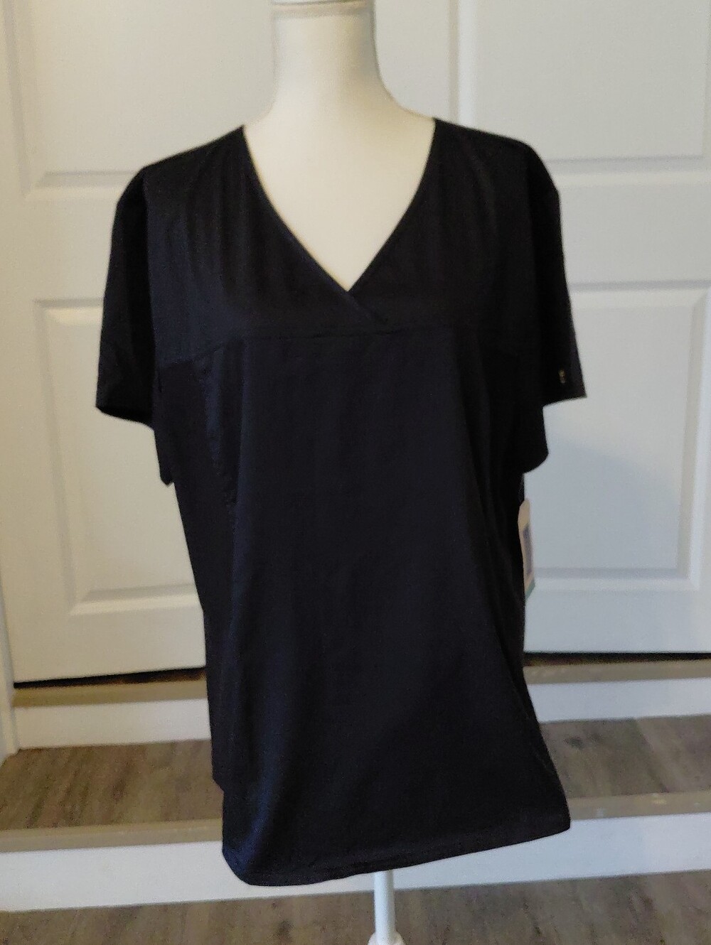 Cherokee  Authentic Workwear Srubs Womens V-Neck Knit Panel Top Black Sz 2XL NWT